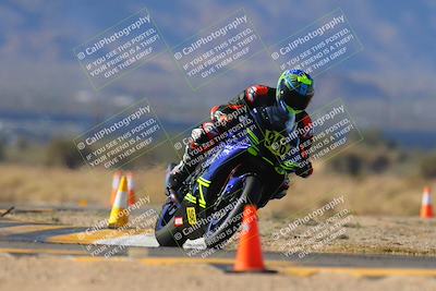 media/Dec-17-2023-CVMA (Sun) [[bf0c04832d]]/Race 2 Amateur Supersport Open/